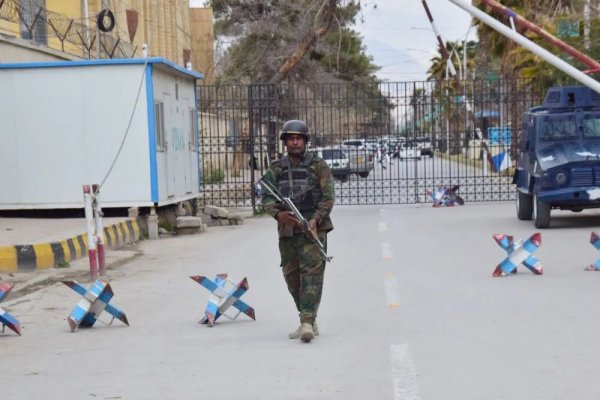 股王配资 这两国深夜激烈交火！谁在劝和谁在搅和？